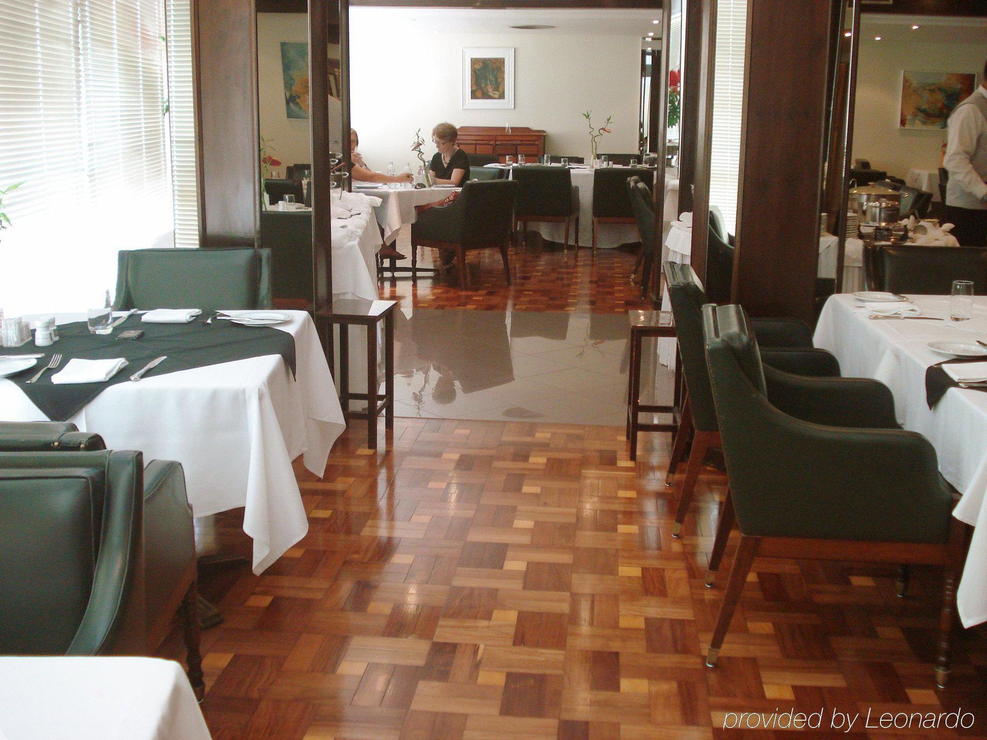 Town.Co Housi By My Way Apartment Porto Alegre Nhà hàng bức ảnh